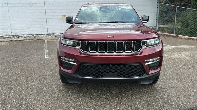 new 2025 Jeep Grand Cherokee car, priced at $45,025