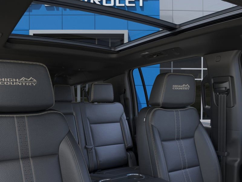 new 2025 Chevrolet Suburban car, priced at $89,405