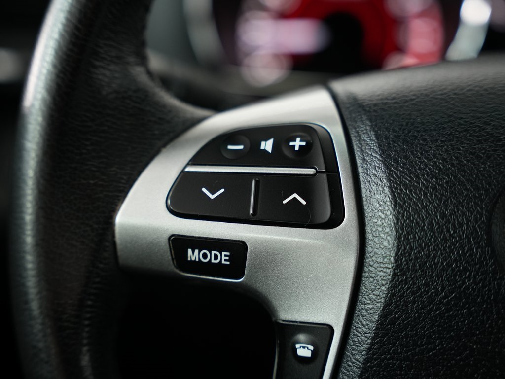 used 2012 Toyota Highlander car, priced at $12,350