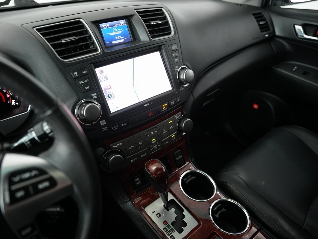 used 2012 Toyota Highlander car, priced at $12,350