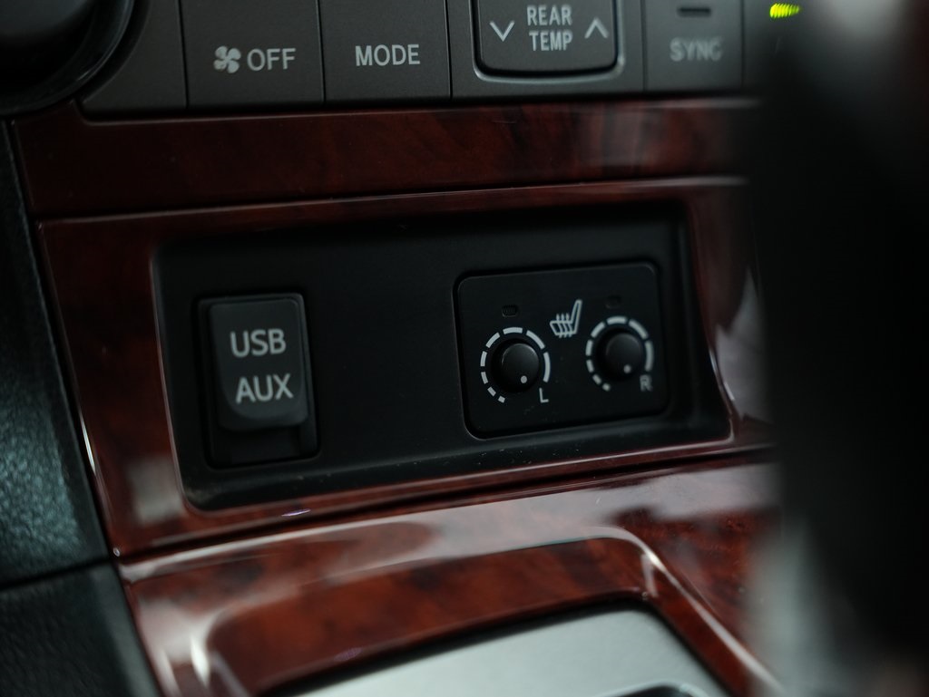 used 2012 Toyota Highlander car, priced at $12,350