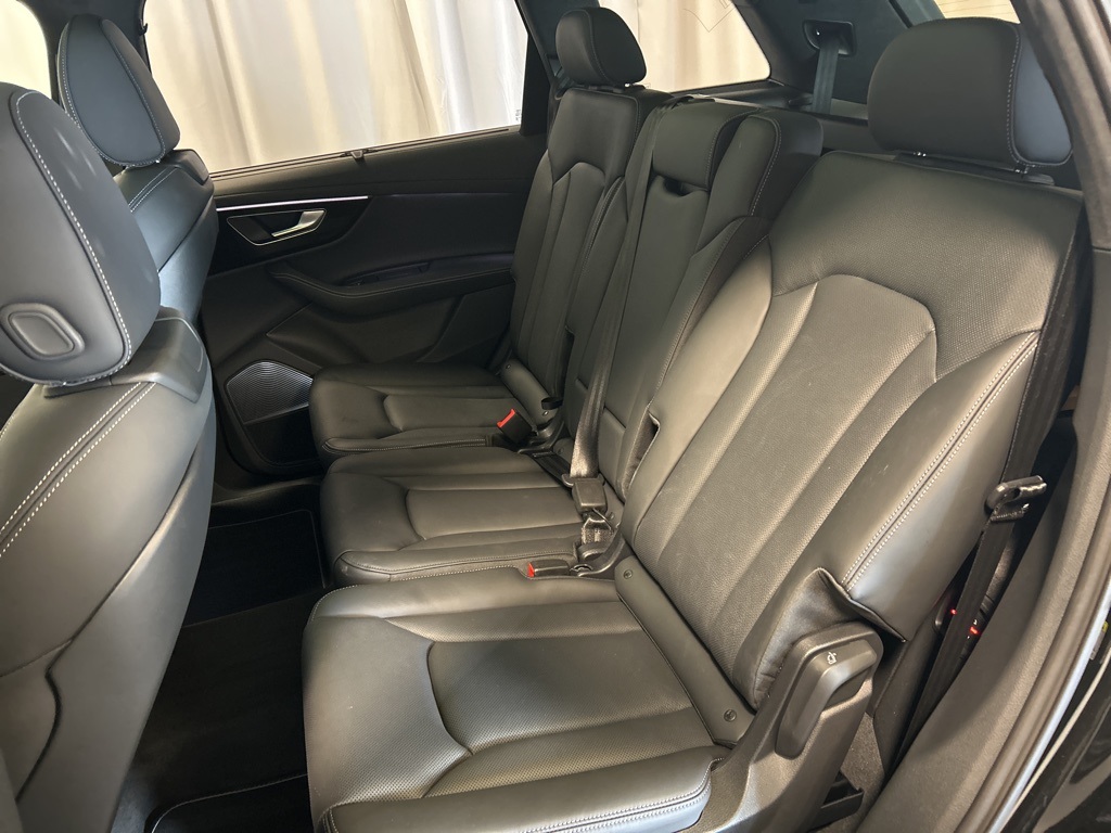 used 2025 Audi Q7 car, priced at $70,000