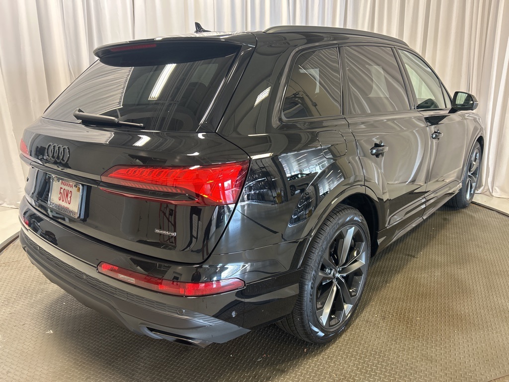 used 2025 Audi Q7 car, priced at $70,000