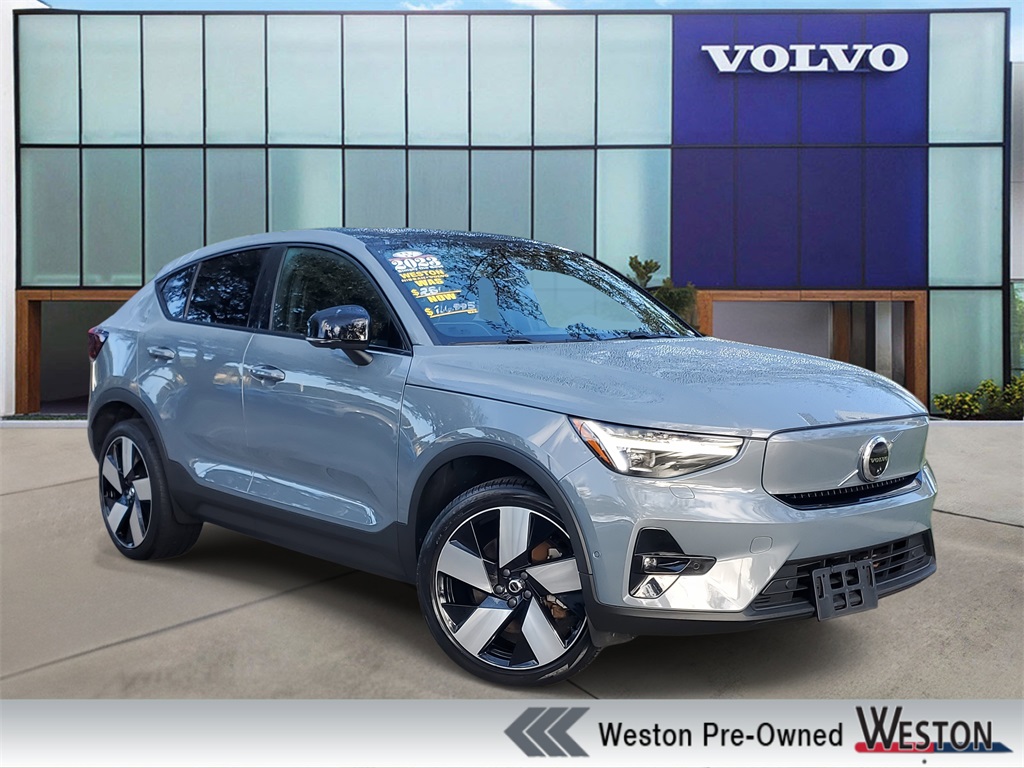 used 2023 Volvo C40 Recharge Pure Electric car, priced at $26,995