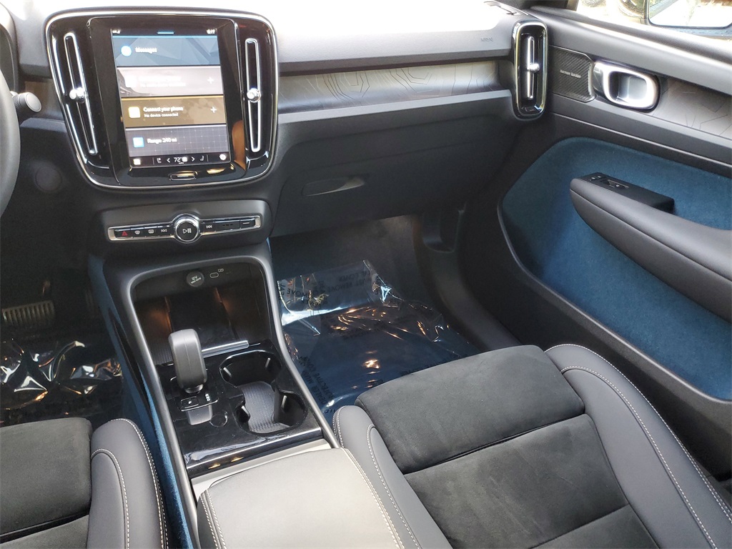 used 2023 Volvo C40 Recharge Pure Electric car, priced at $26,995