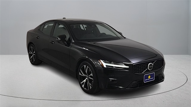 used 2024 Volvo S60 car