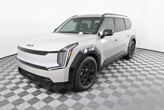 new 2026 Kia EV9 car, priced at $67,970