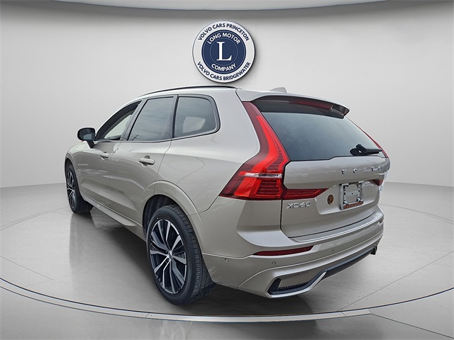 new 2025 Volvo XC60 car, priced at $55,360