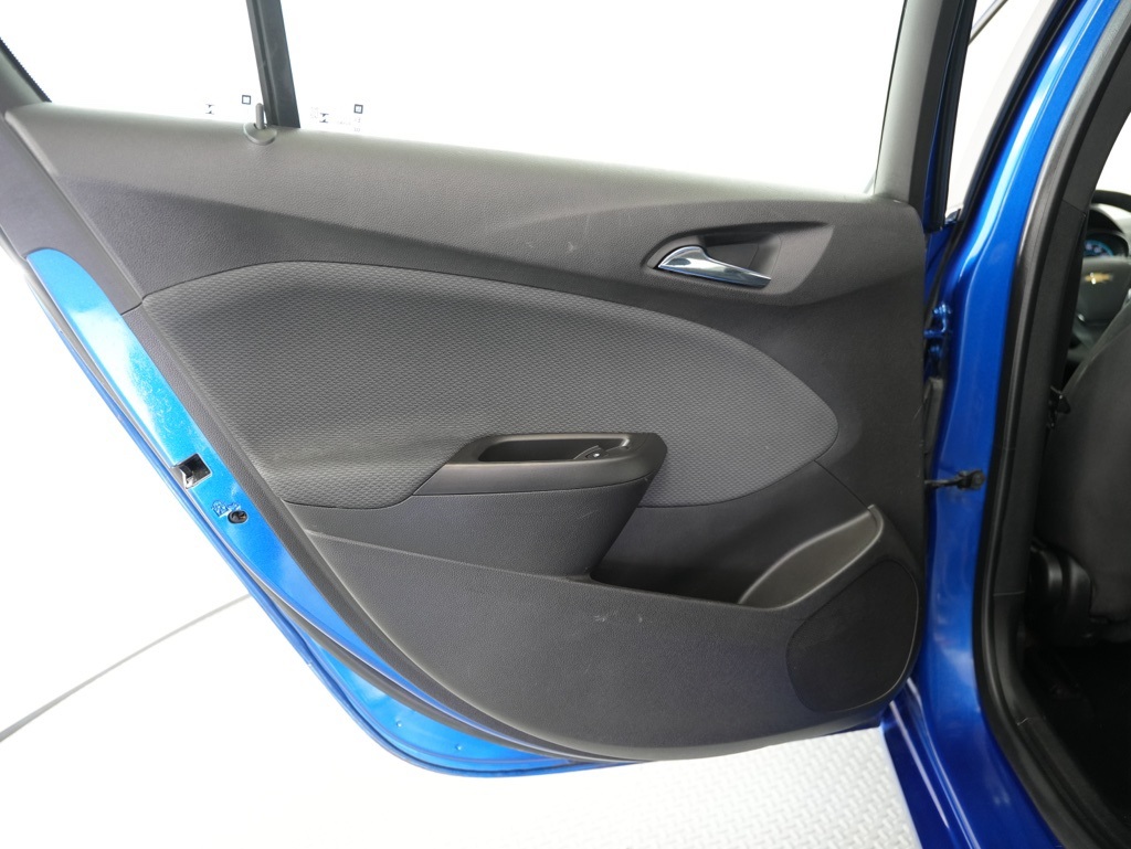 used 2018 Chevrolet Cruze car, priced at $10,000