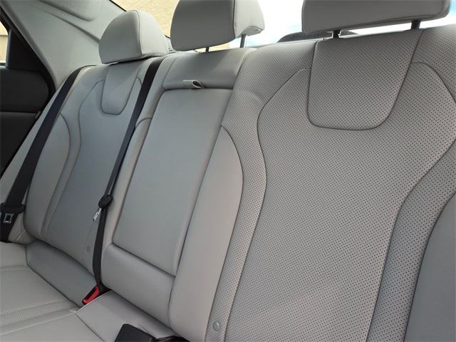 new 2025 Hyundai Elantra Hybrid car, priced at $28,200