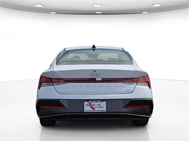 new 2025 Hyundai Elantra Hybrid car, priced at $28,200