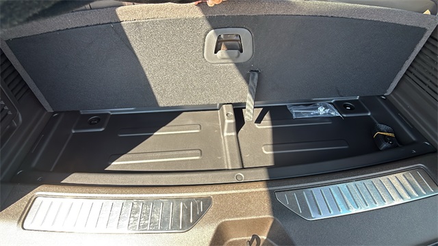 new 2025 Chevrolet Suburban car, priced at $84,900