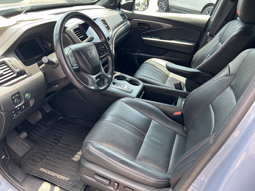 used 2022 Honda Passport car, priced at $25,900