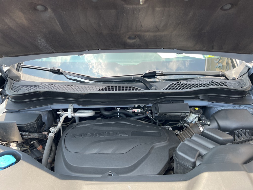 used 2022 Honda Passport car, priced at $25,900