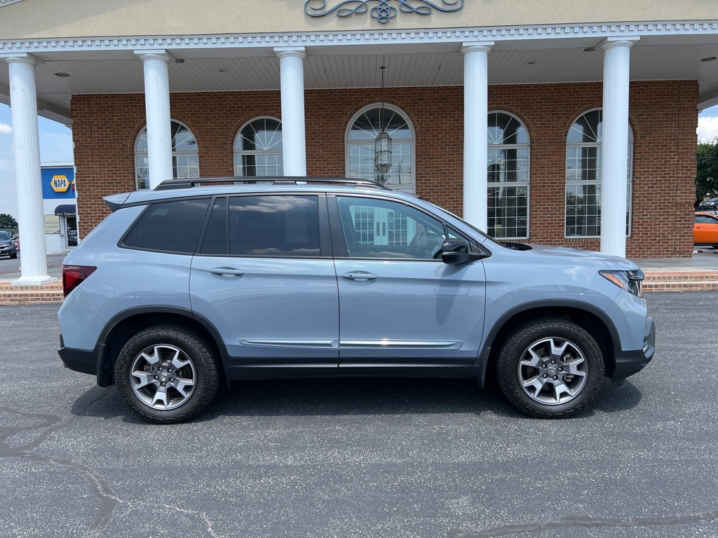 used 2022 Honda Passport car, priced at $25,900
