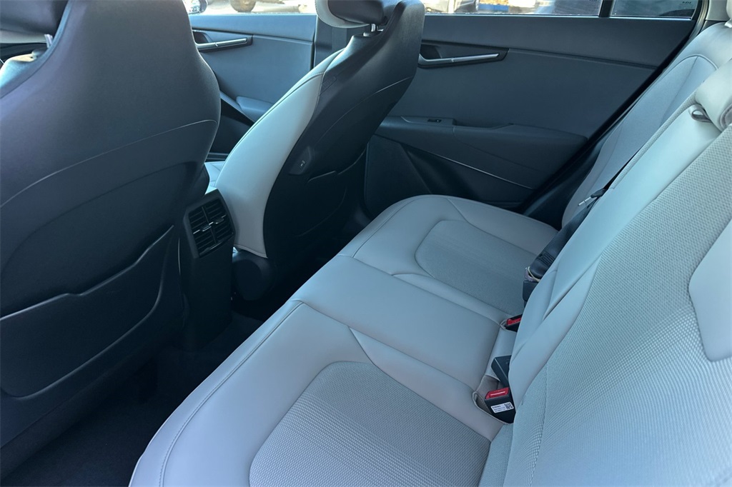 new 2025 Kia Niro car, priced at $31,965