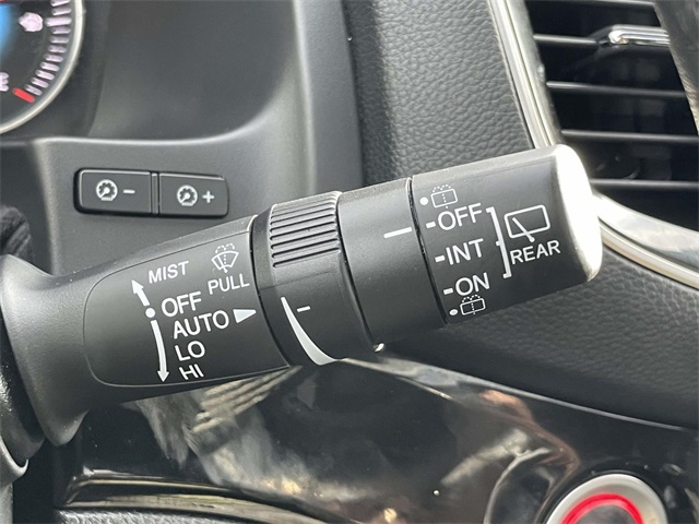 used 2022 Honda Pilot car, priced at $32,911
