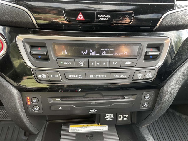 used 2022 Honda Pilot car, priced at $32,911