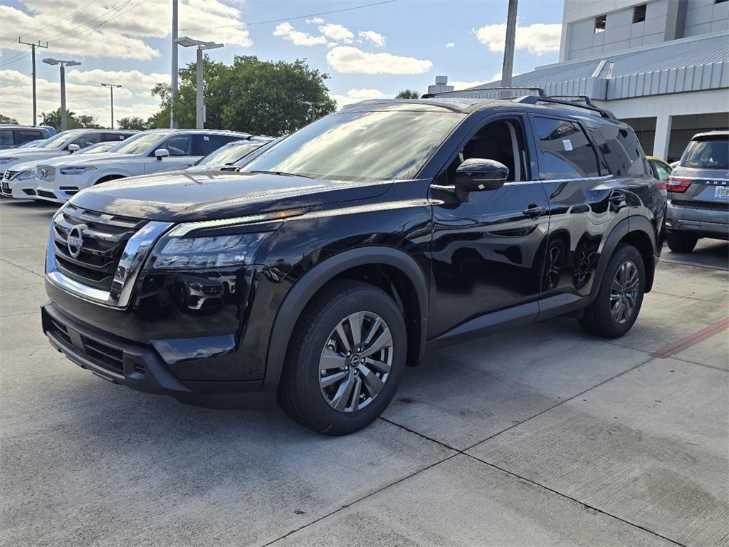 new 2025 Nissan Pathfinder car, priced at $33,484