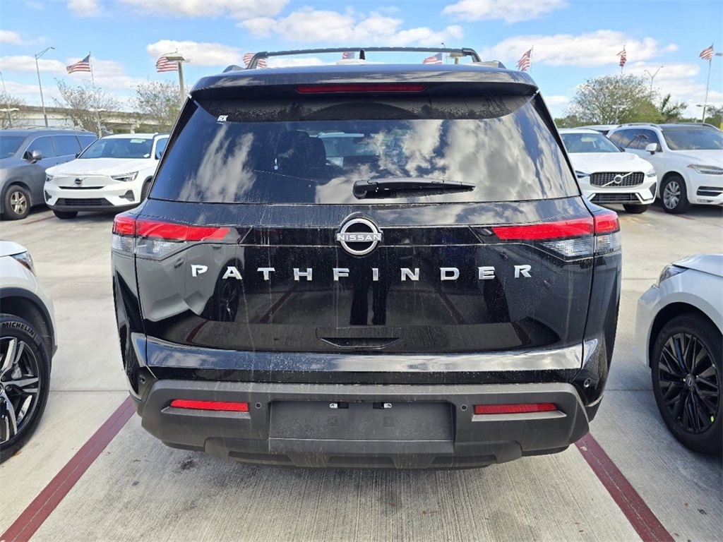 new 2025 Nissan Pathfinder car, priced at $33,484