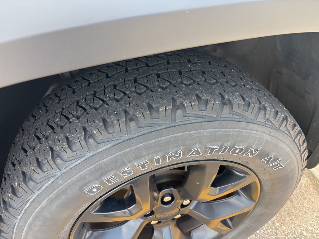 used 2018 Jeep Cherokee car, priced at $19,000