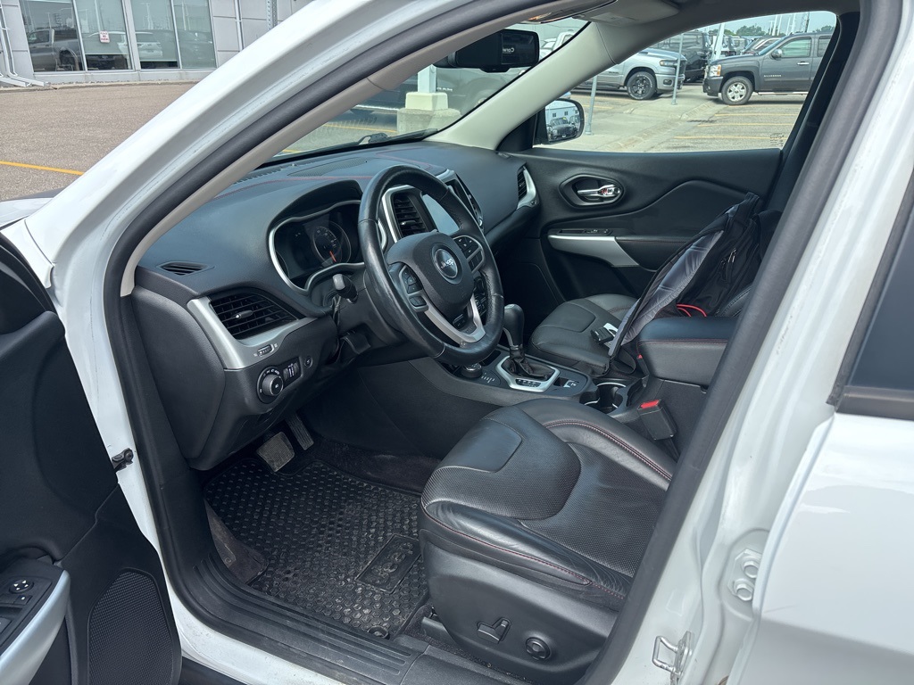 used 2018 Jeep Cherokee car, priced at $19,000