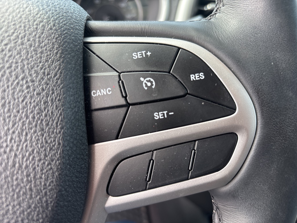 used 2018 Jeep Cherokee car, priced at $19,000