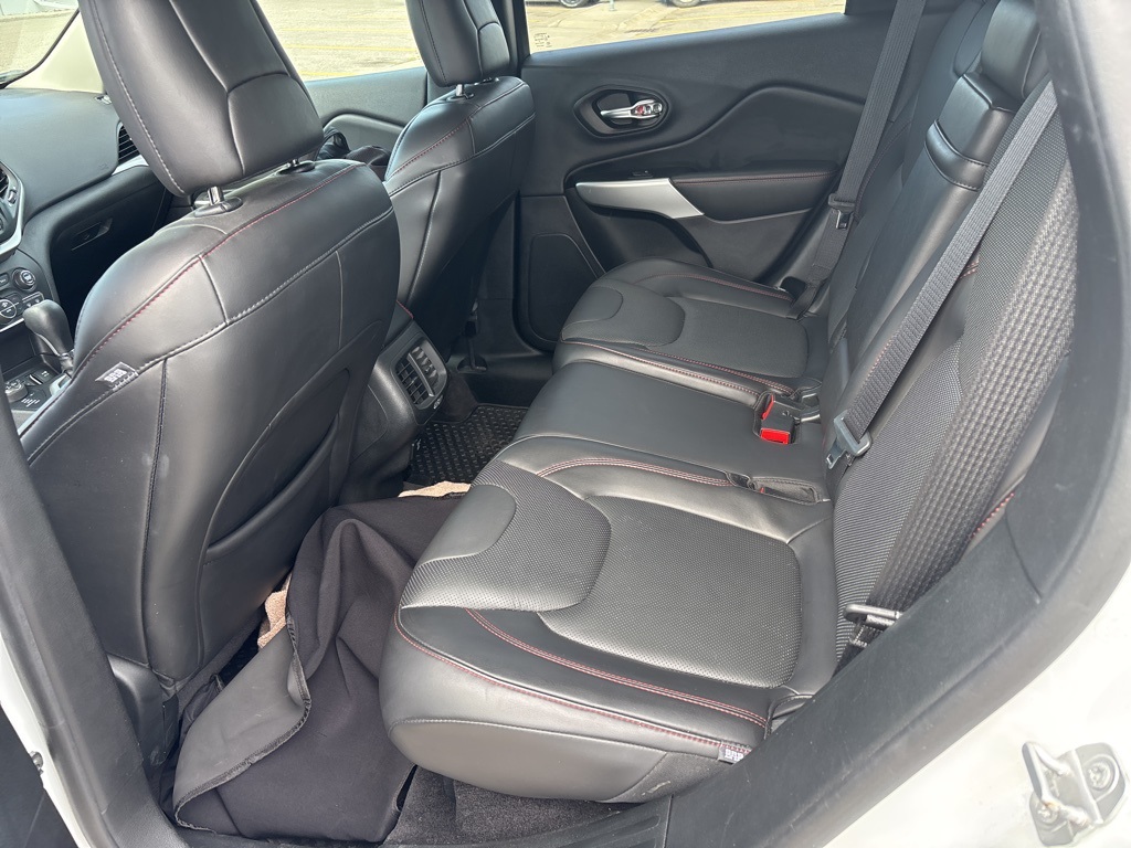 used 2018 Jeep Cherokee car, priced at $19,000
