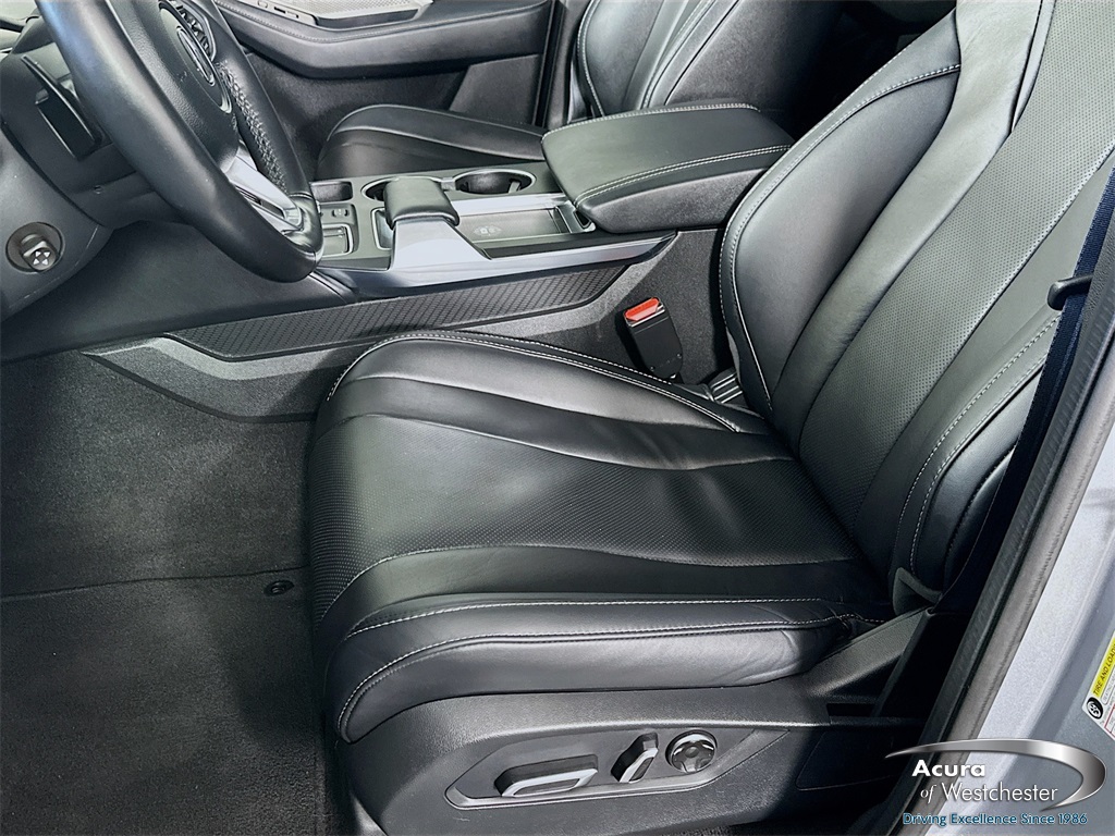 used 2023 Acura MDX car, priced at $42,899