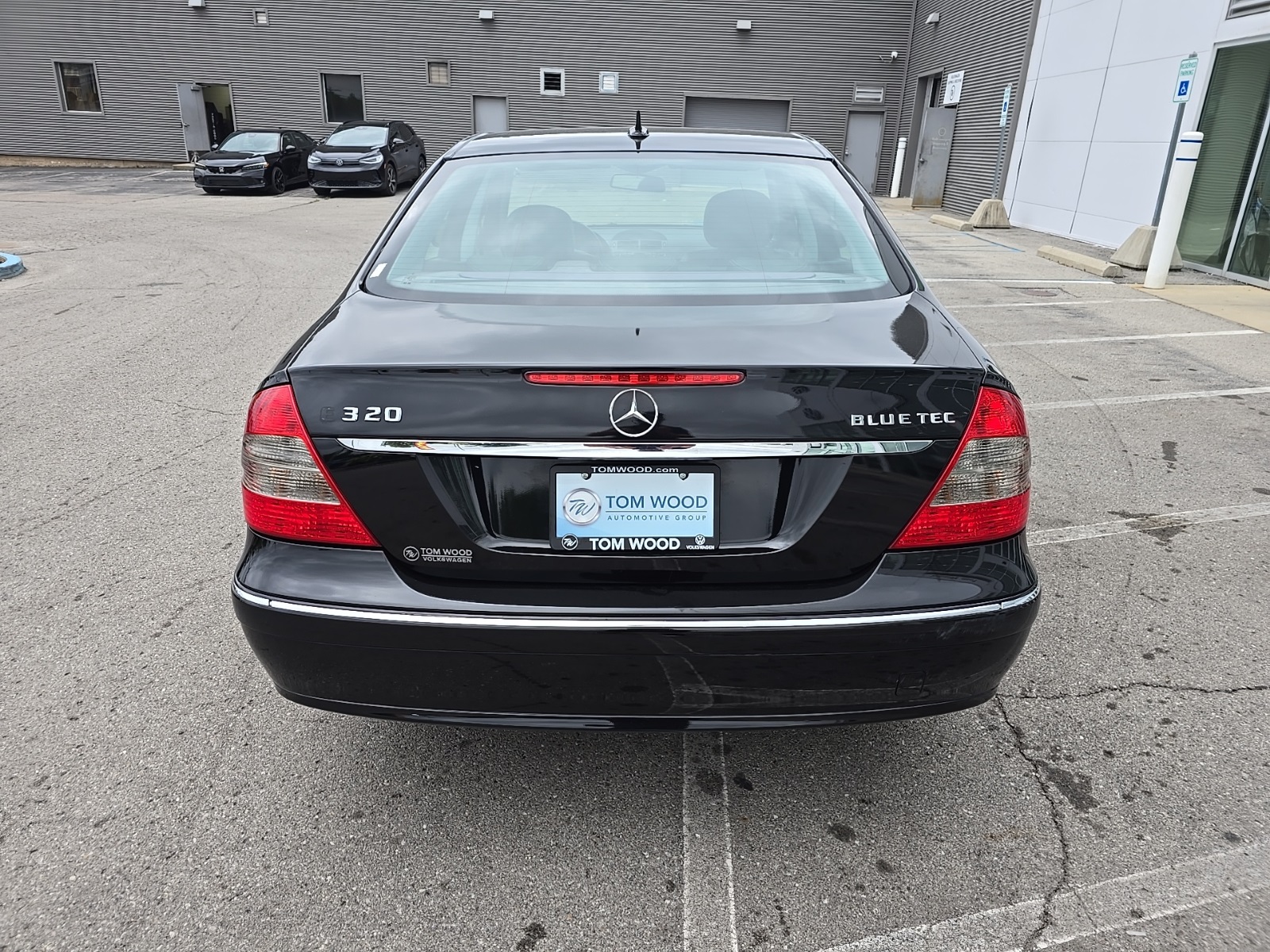 used 2007 Mercedes-Benz E-Class car, priced at $7,000