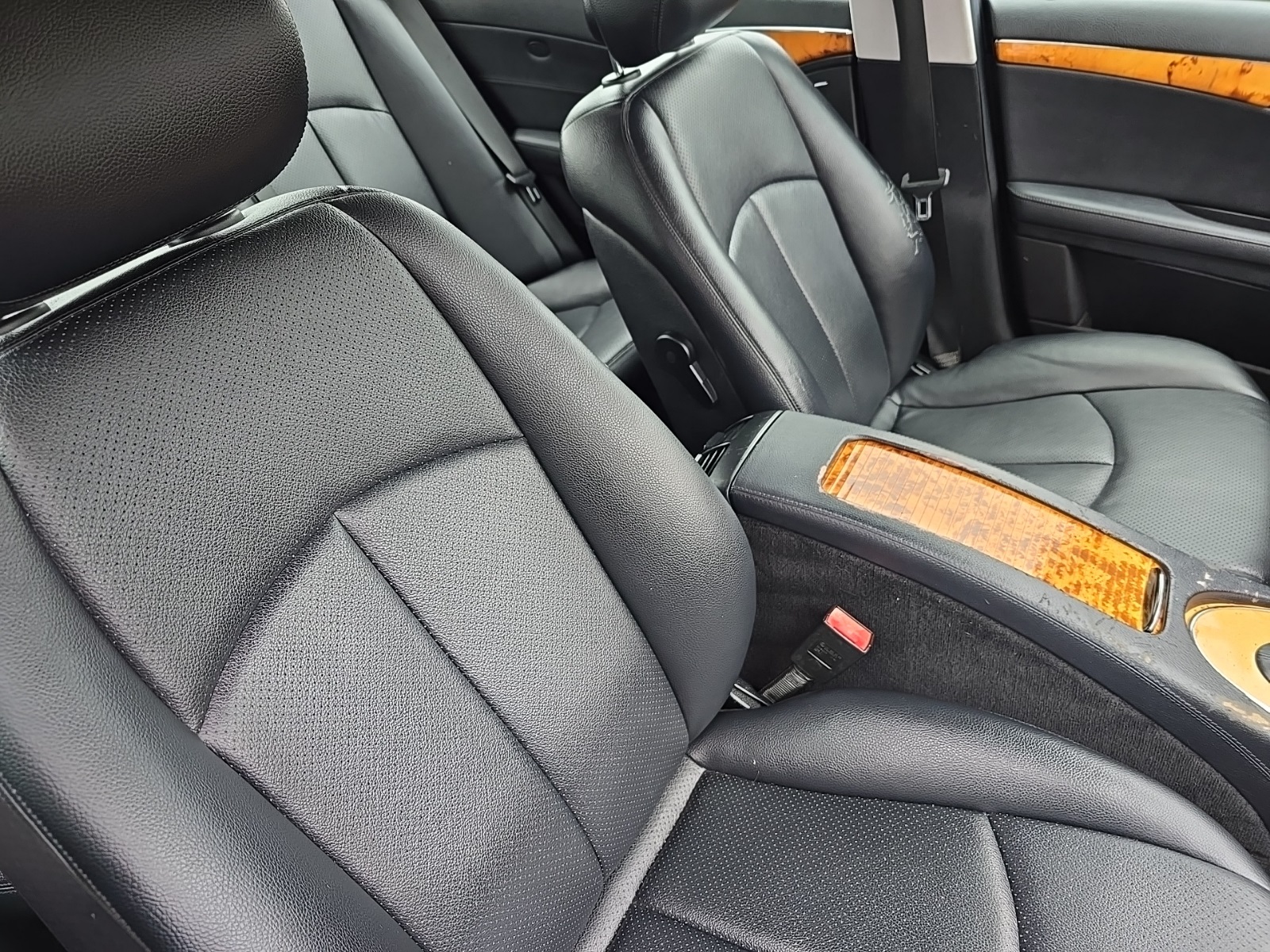 used 2007 Mercedes-Benz E-Class car, priced at $7,000