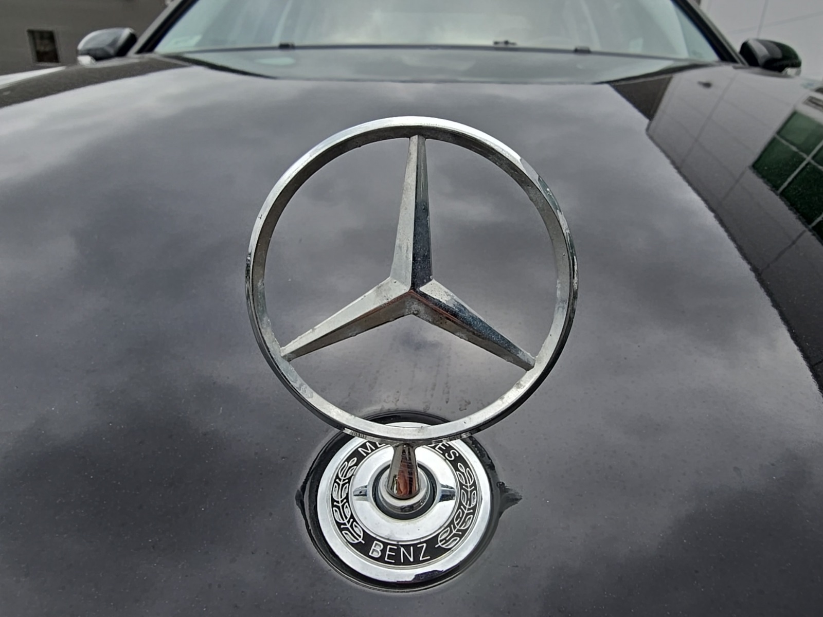 used 2007 Mercedes-Benz E-Class car, priced at $7,000