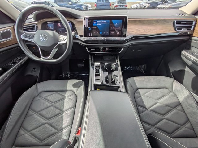 used 2024 Volkswagen Atlas car, priced at $30,998