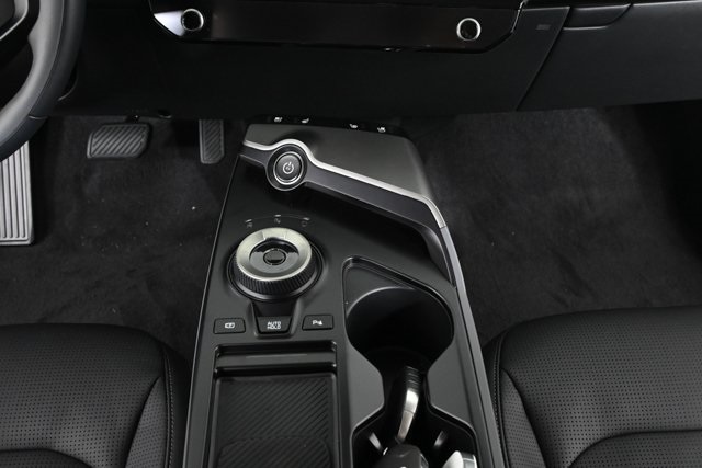 new 2025 Kia EV6 car, priced at $46,835