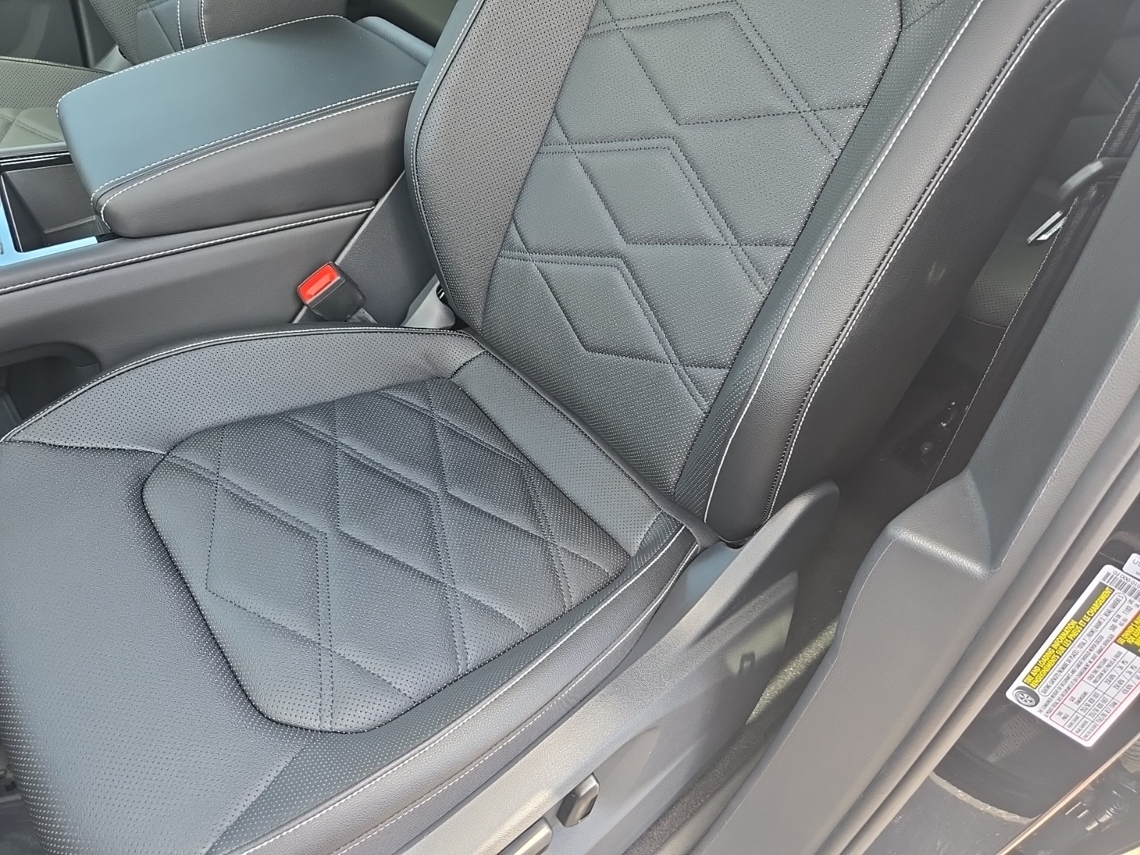 new 2025 Volkswagen Atlas car, priced at $40,643
