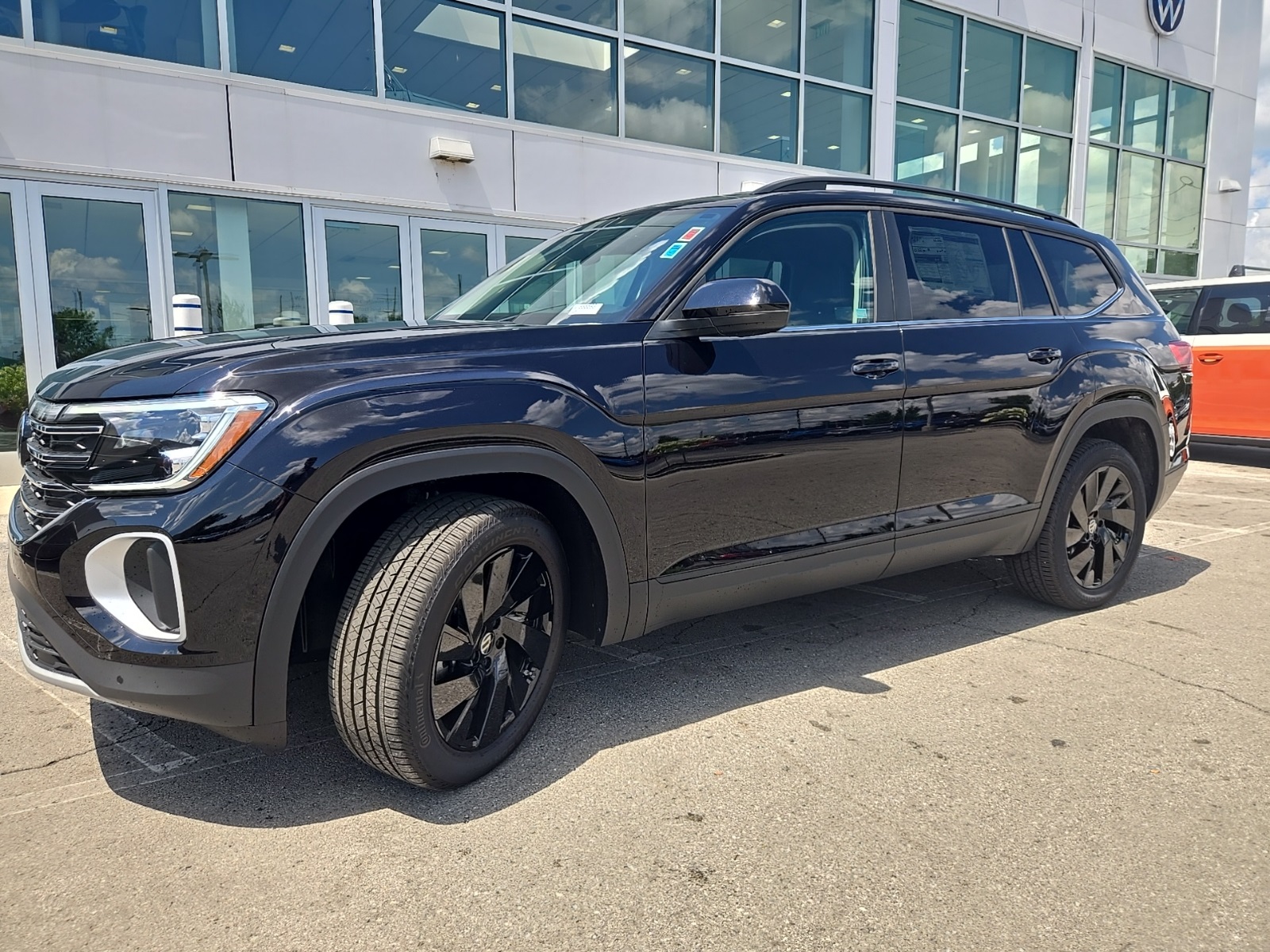 new 2025 Volkswagen Atlas car, priced at $40,643