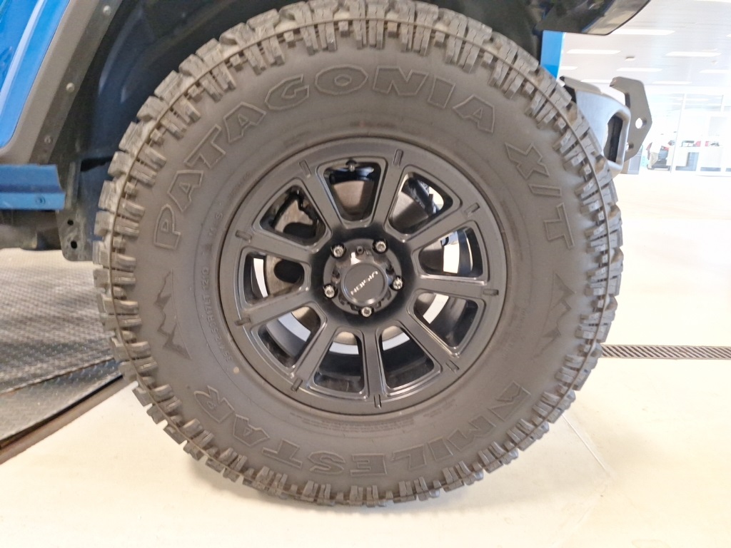 used 2023 Jeep Gladiator car, priced at $33,850