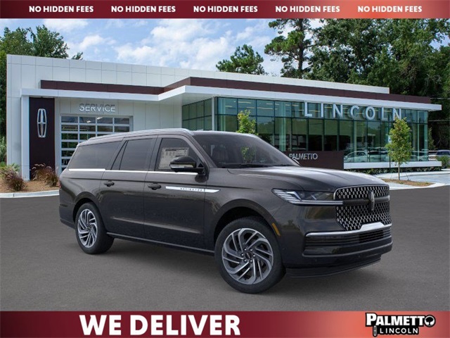 new 2025 Lincoln Navigator car, priced at $108,680
