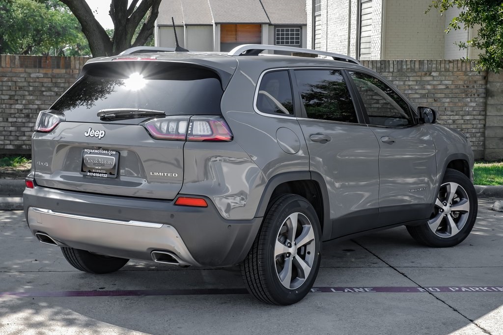 used 2021 Jeep Cherokee car, priced at $21,300