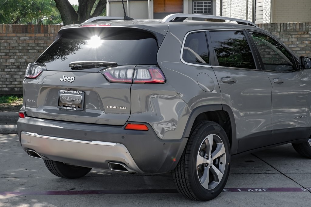 used 2021 Jeep Cherokee car, priced at $21,300