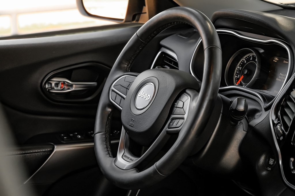 used 2021 Jeep Cherokee car, priced at $21,300