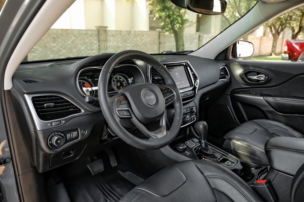 used 2021 Jeep Cherokee car, priced at $21,300