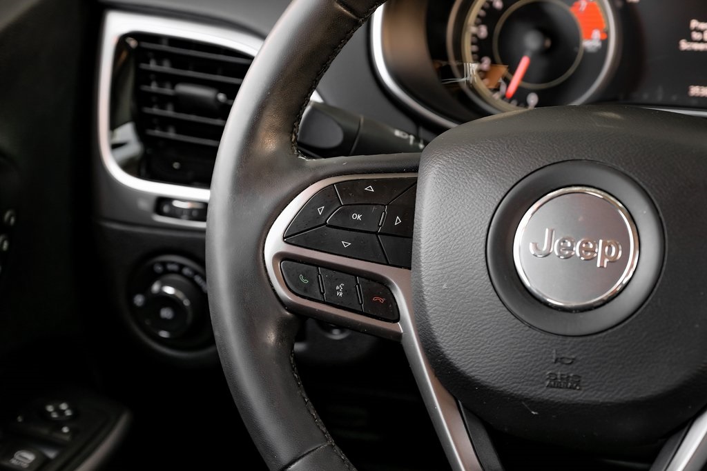 used 2021 Jeep Cherokee car, priced at $21,300