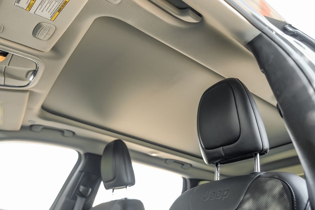 used 2021 Jeep Cherokee car, priced at $21,300