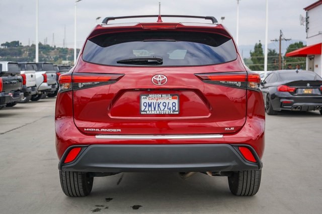 used 2024 Toyota Highlander car, priced at $41,695