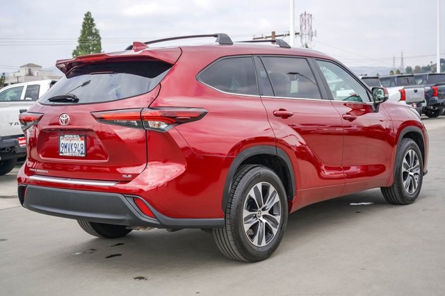 used 2024 Toyota Highlander car, priced at $41,695