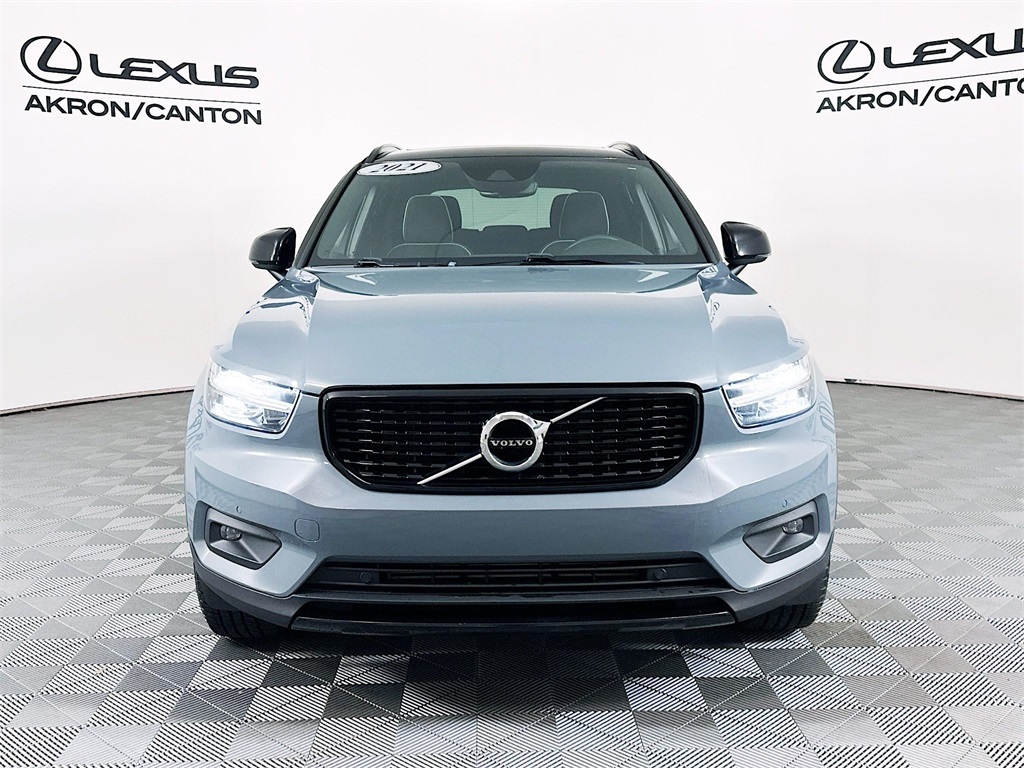 used 2021 Volvo XC40 car, priced at $21,890