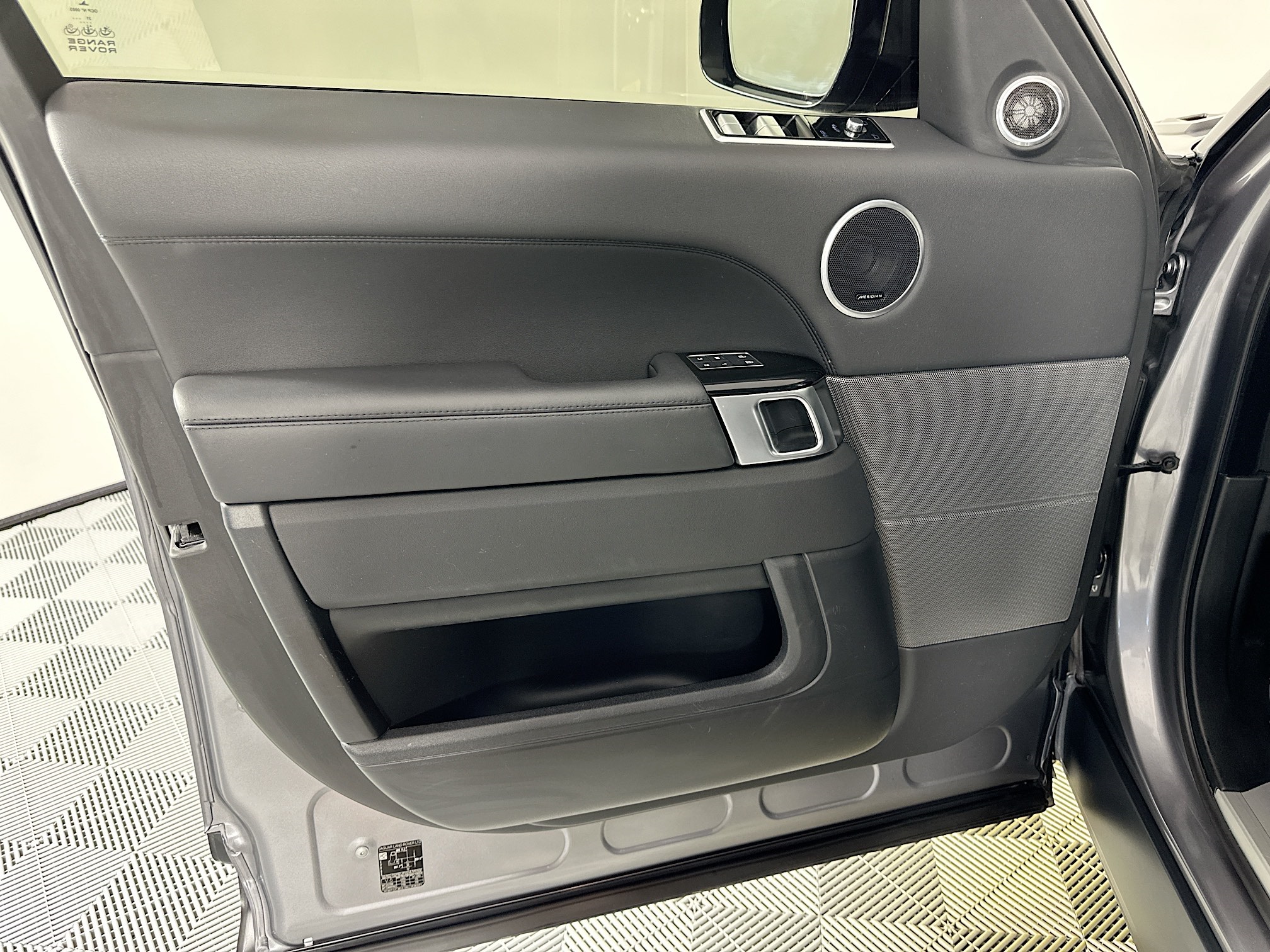 used 2022 Land Rover Range Rover Sport car, priced at $54,998