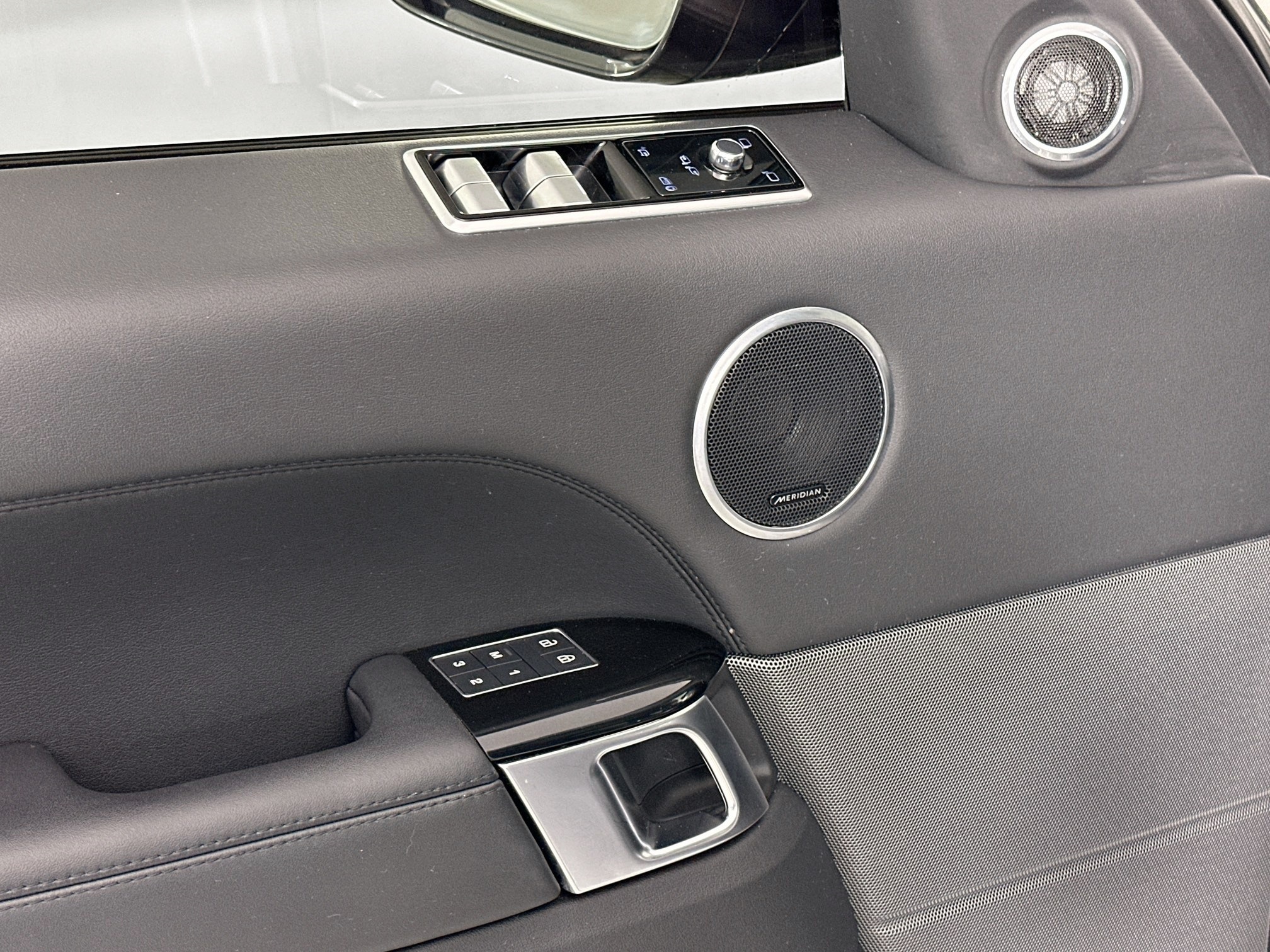 used 2022 Land Rover Range Rover Sport car, priced at $54,998