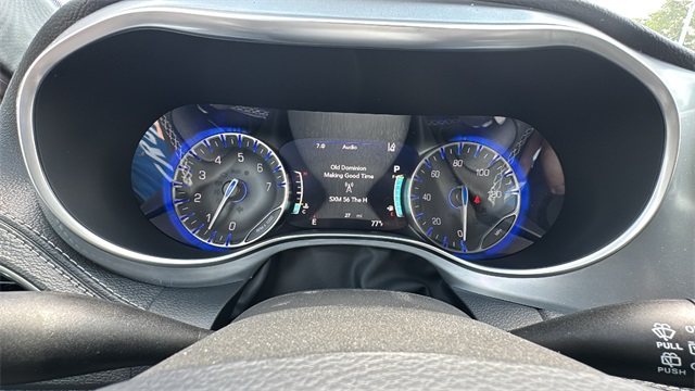 new 2025 Chrysler Pacifica car, priced at $51,412